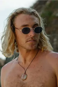 »The Surfer« - Sonnenbrille im Retrolook