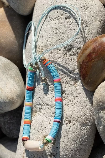 Light blue colorful shell bracelet Ibiza Style - OneSize