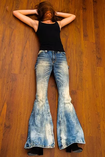 Ladies' flared jeans 