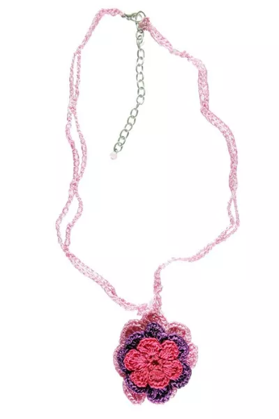Hippie bohemian crochet flower necklace pink